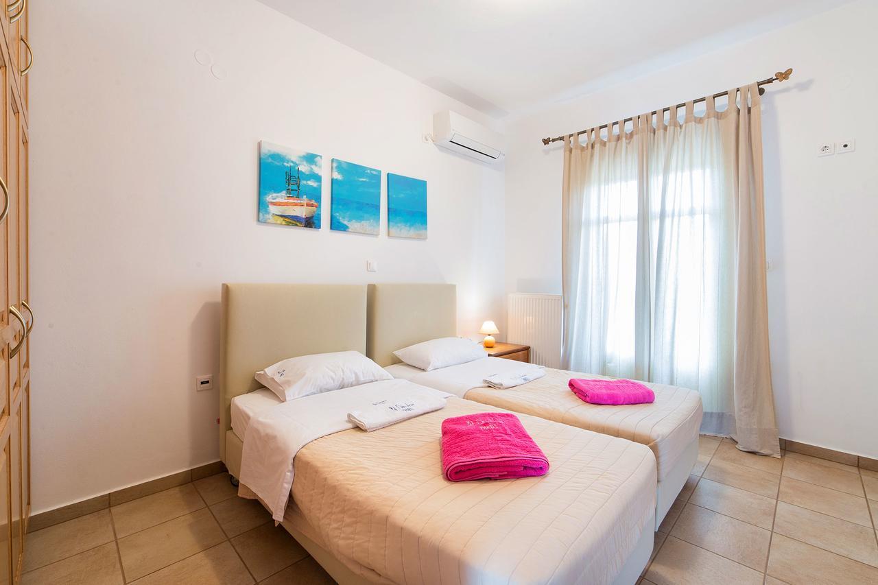 Villa San Dimitrio House On The Beach 로갈라스 외부 사진