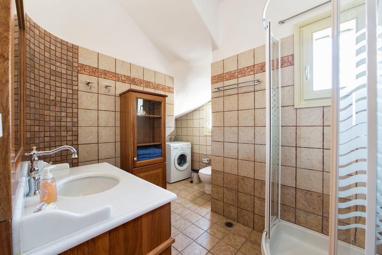 Villa San Dimitrio House On The Beach 로갈라스 외부 사진