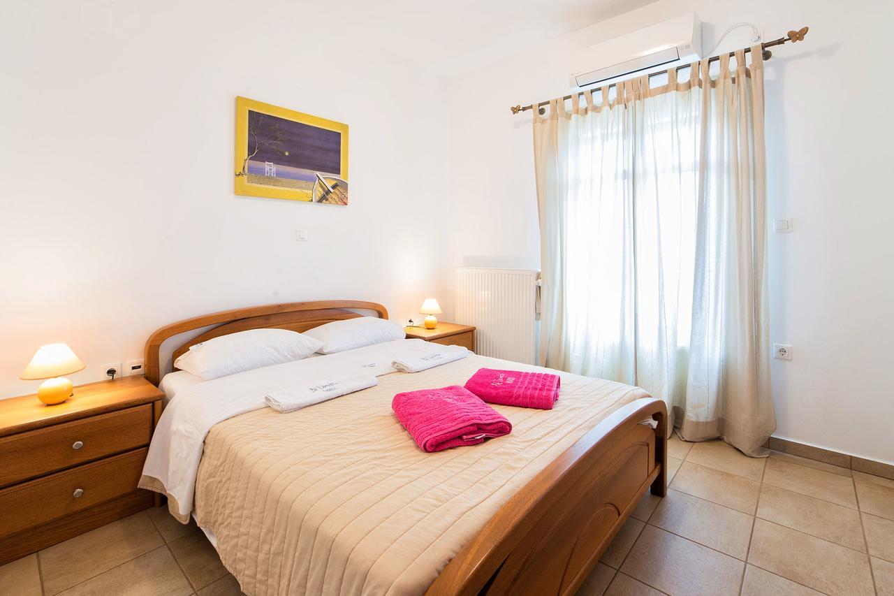 Villa San Dimitrio House On The Beach 로갈라스 외부 사진
